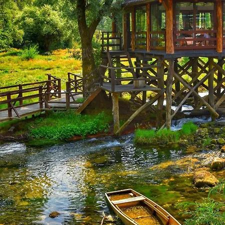 One-bedroom Family *